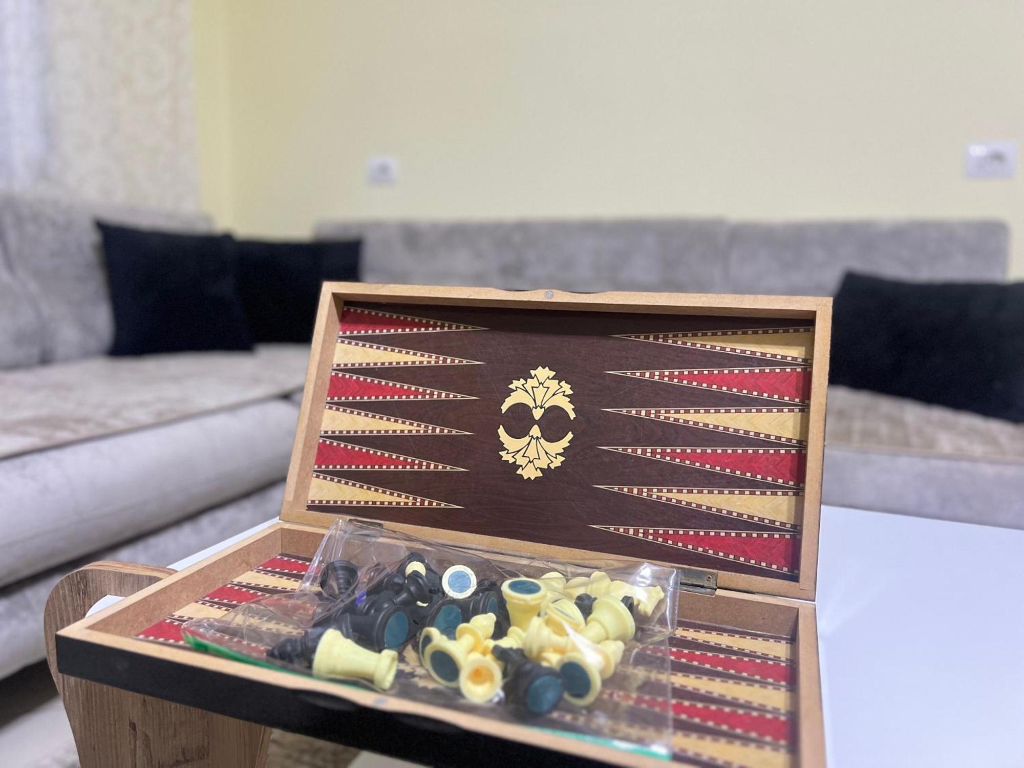 New Baazar Terrace Apartment Tiranë Ngoại thất bức ảnh