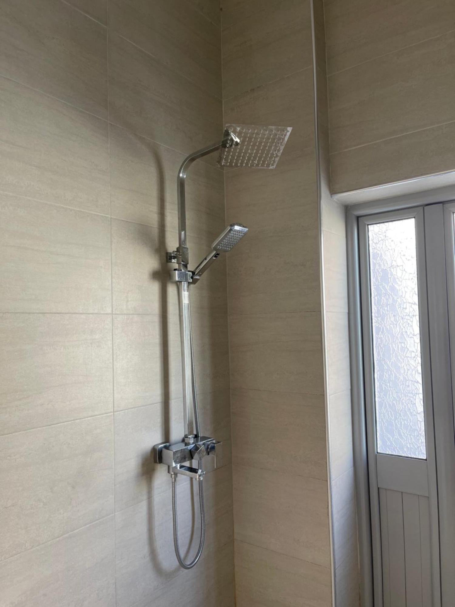New Baazar Terrace Apartment Tiranë Ngoại thất bức ảnh