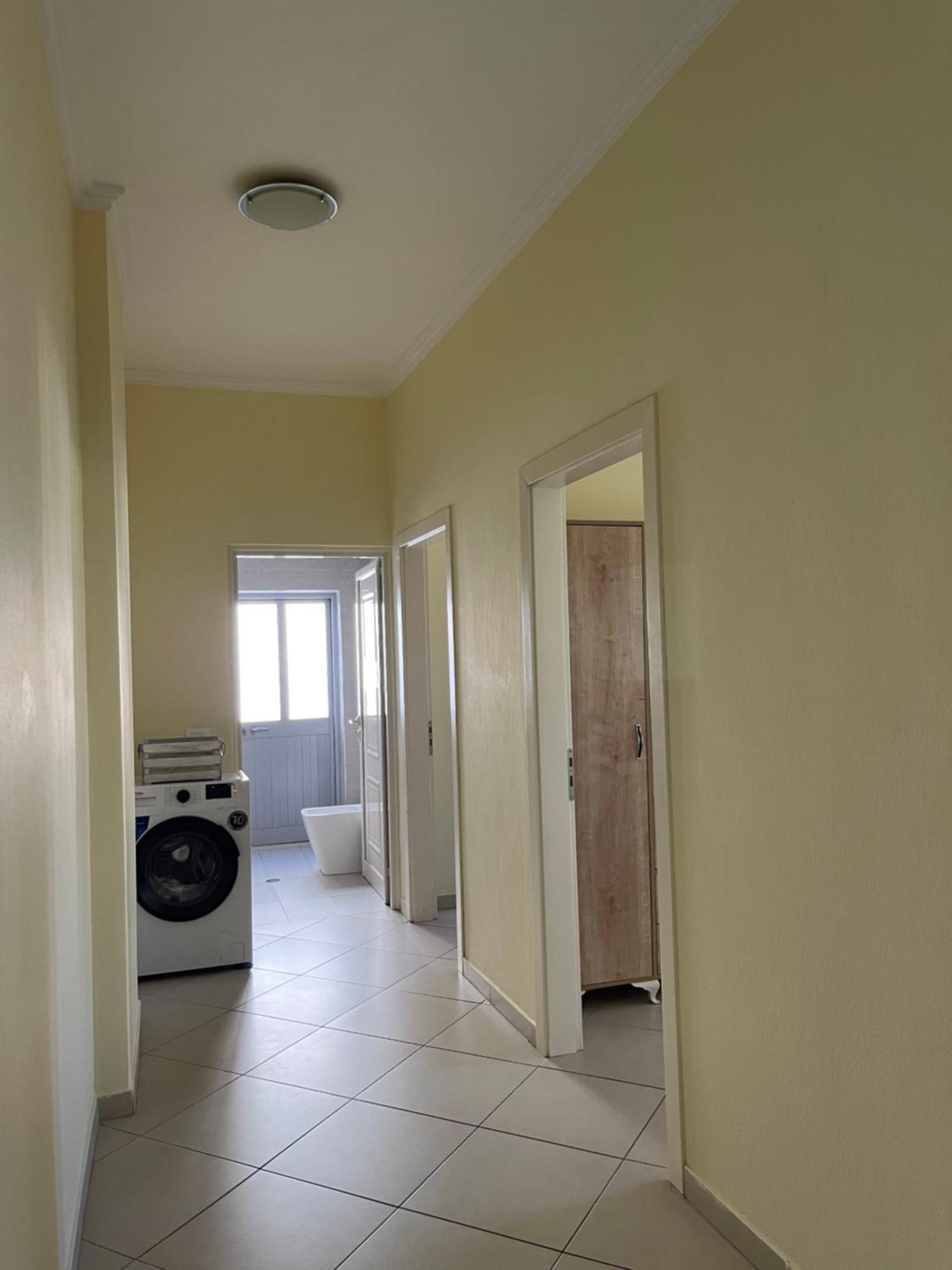 New Baazar Terrace Apartment Tiranë Ngoại thất bức ảnh