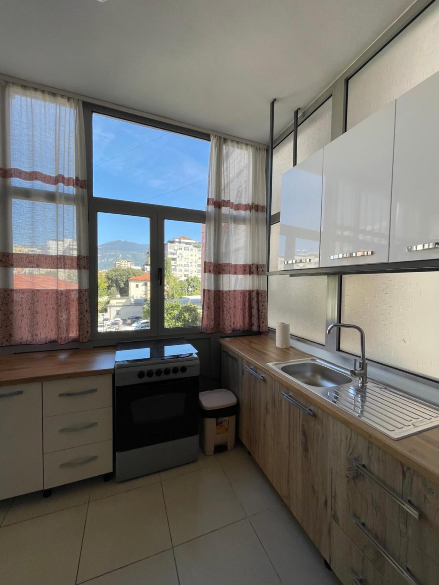New Baazar Terrace Apartment Tiranë Ngoại thất bức ảnh