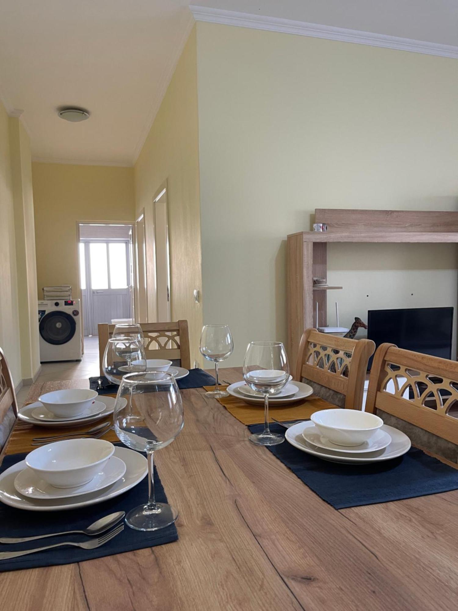 New Baazar Terrace Apartment Tiranë Ngoại thất bức ảnh
